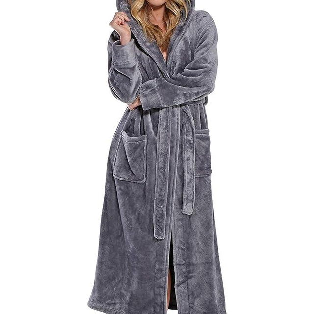 Turquaz Oversize Premium Luxury Ultra Soft Warm Robes for Women Plush Fleece Bathrobe for Women with and Spacious Pockets