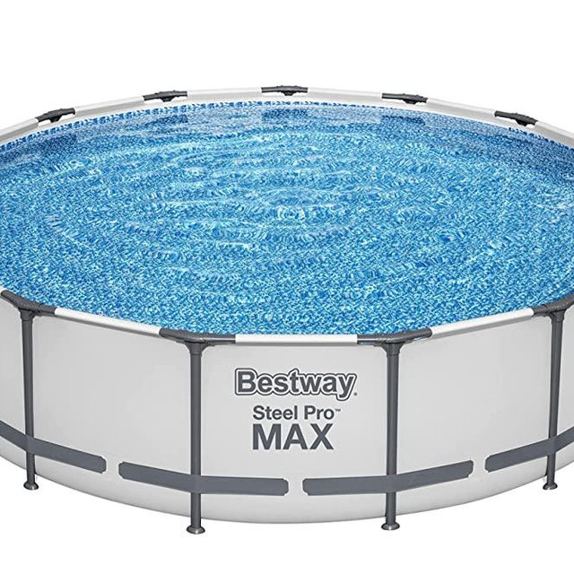 Bestway: Steel Pro MAX 15' X 42" Above Ground Pool Set - 3955 Gallon, Outdoor Family Pool, Corrosion & Puncture Resistant, Includes Filter, Pump, Ladder & Cover