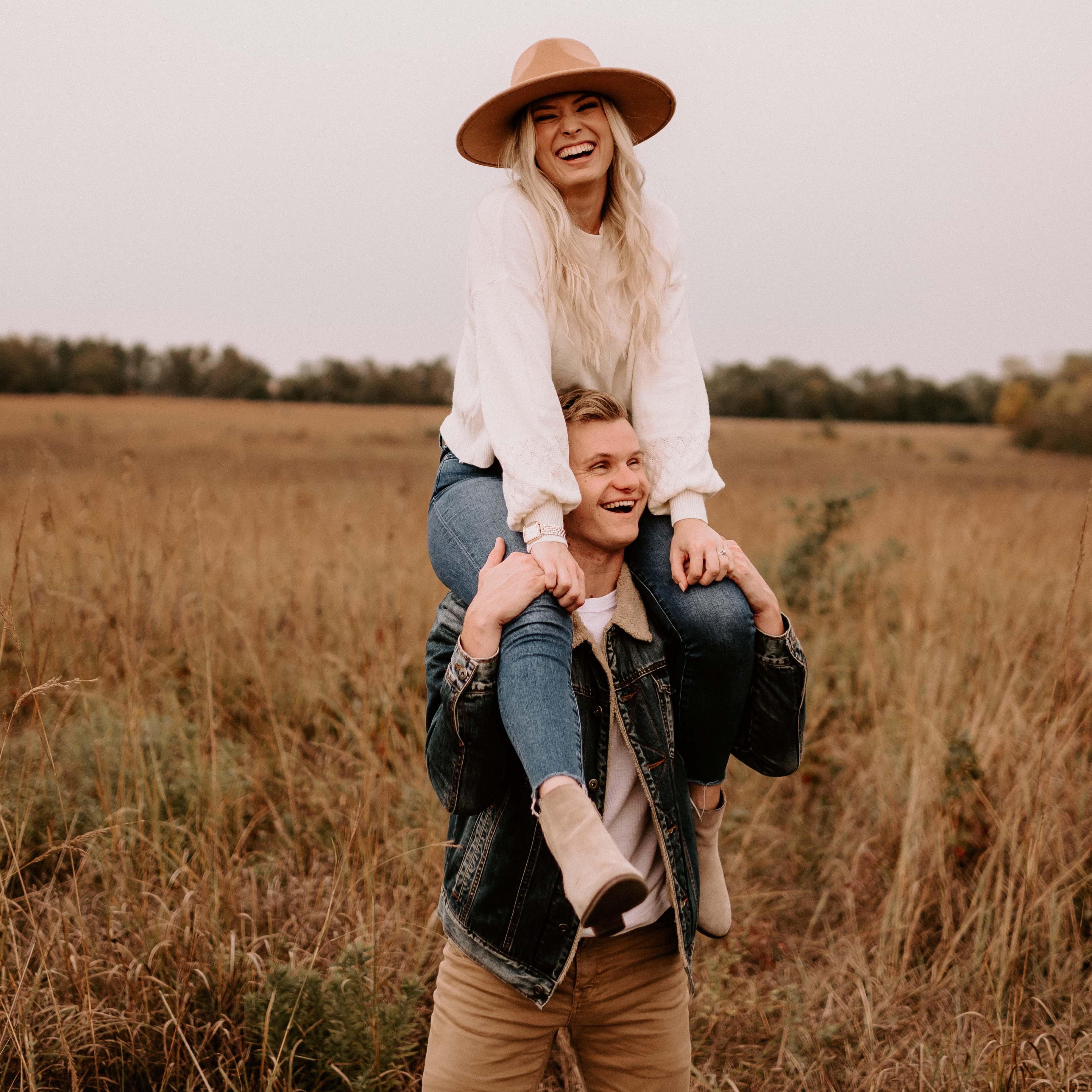 Just like in Fortnite, Mitch is carrying Taylor again! (Engagement Shoot - 2021)