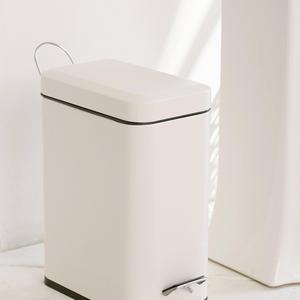 Profile Step Trash Can