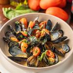 Mezza Luna Italian Restaurant & Bar