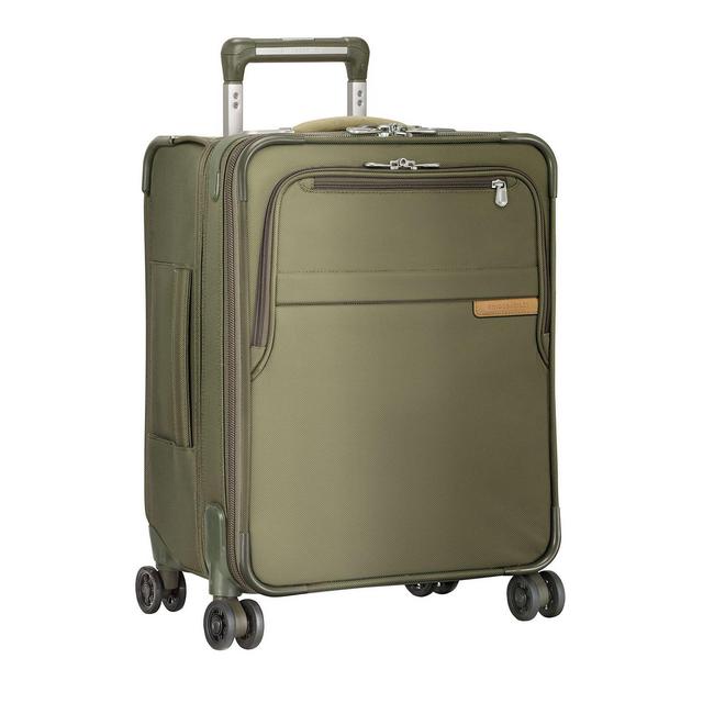 Briggs & Riley Baseline International Carry-On Expandable Wide-Body Spinner