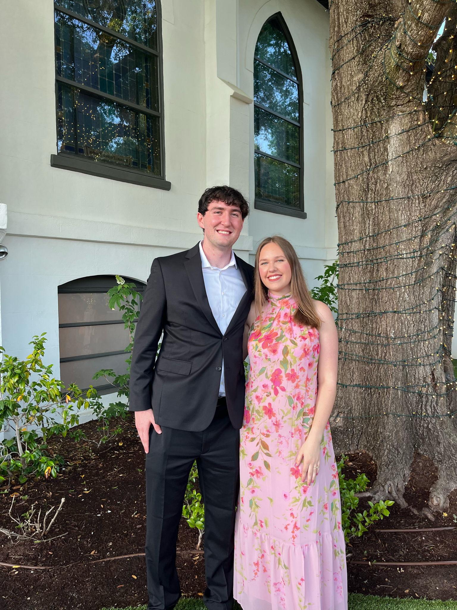 The Wedding Website of Nora Bailey and Sam Bearden