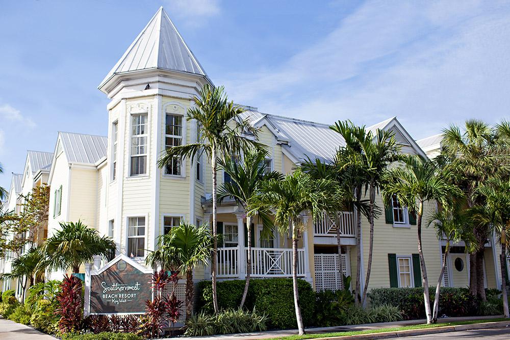The Wedding Website of Colleen Mullen and Aldo Valadez