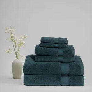 Royal Velvet Green Towel Set