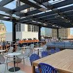 Birdie's Rooftop Bar