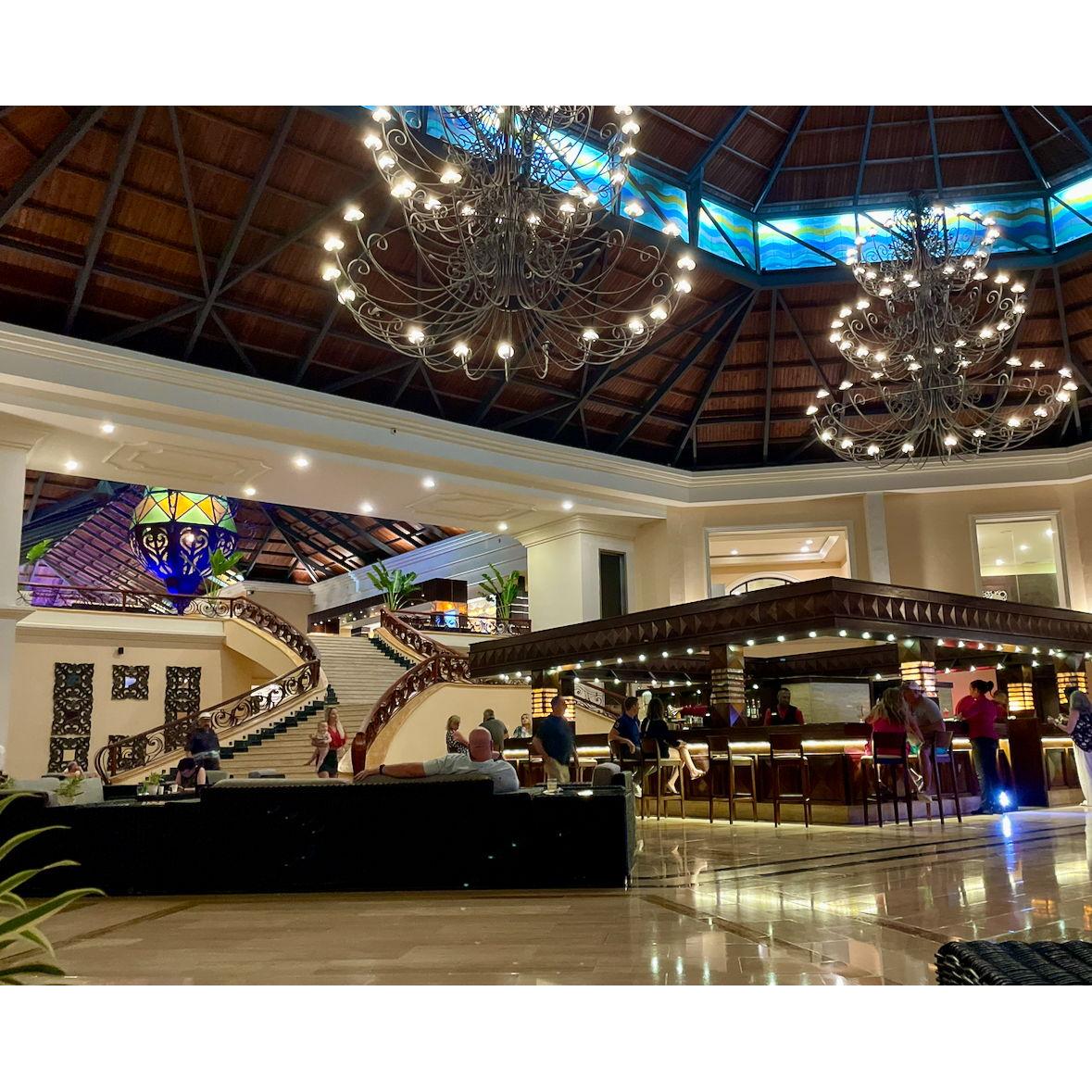Lobby Bar