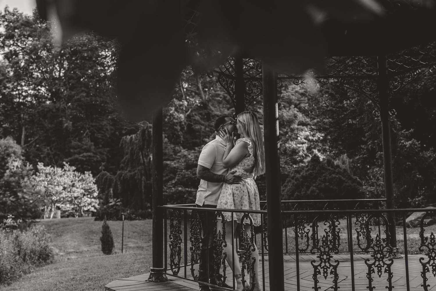 The Wedding Website of Rebecca Parrott and Leopoldo Perez