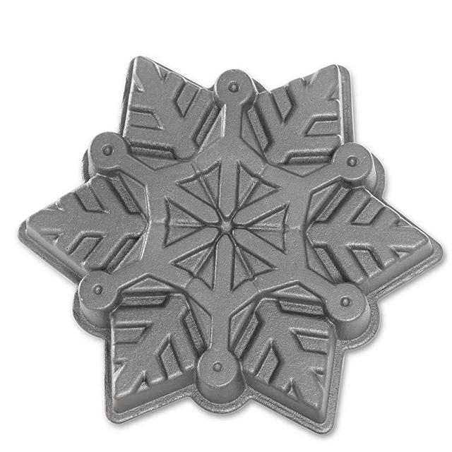 Nordic Ware Snowflake Pan