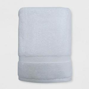 Soft Solid Bath Towel White - Opalhouse™