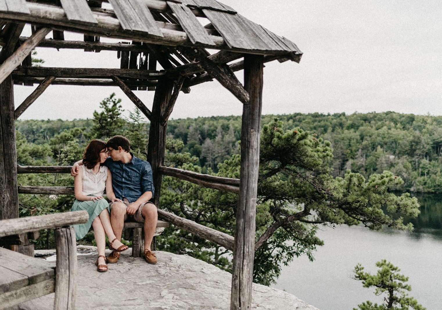 The Wedding Website of Amanda Manfredo and Jason Geisenheimer