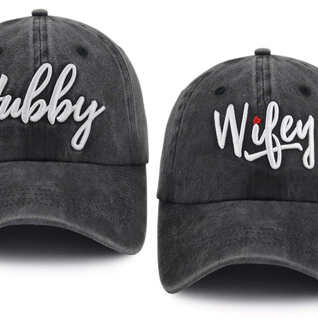 MANMESH HATT 2PCS Wifey Hubby Couples Dad Hats, Embroidered Adjustable Washed Cotton Honeymoon Wedding Baseball Caps