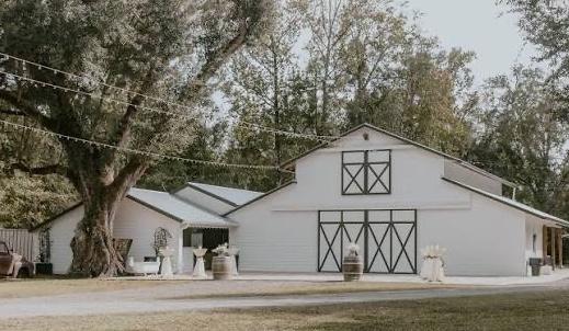 The Wedding Website of Beth Nixon and Noah Purvis