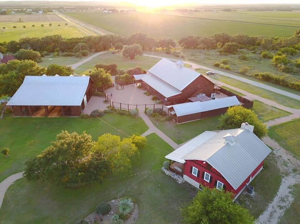 The Wedding Website of Kelly Vasquez and Alexis Garcia