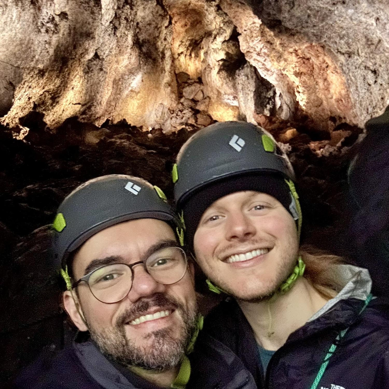 Vatnshellir Lava Cave / Caverna de lava Vatnshellir
