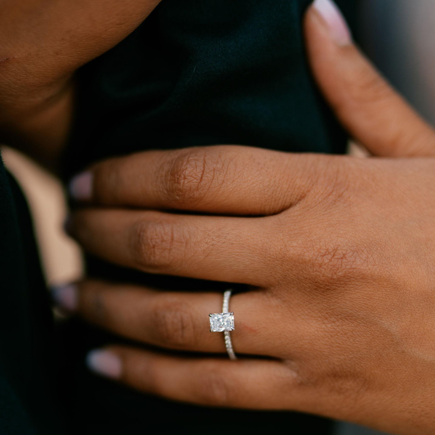 Look at that ring! 💍