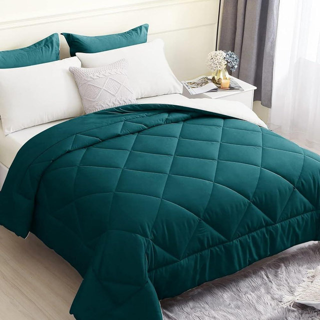 HEVUMYI Queen Comforter Set 7 Pieces, Reversible Bed in a Bag Queen Set, Hypoallergenic Queen Size Comforter Sets with All Season Comforter, Flat & Fitted Sheet, Pillowcases & Shams (Green,Queen