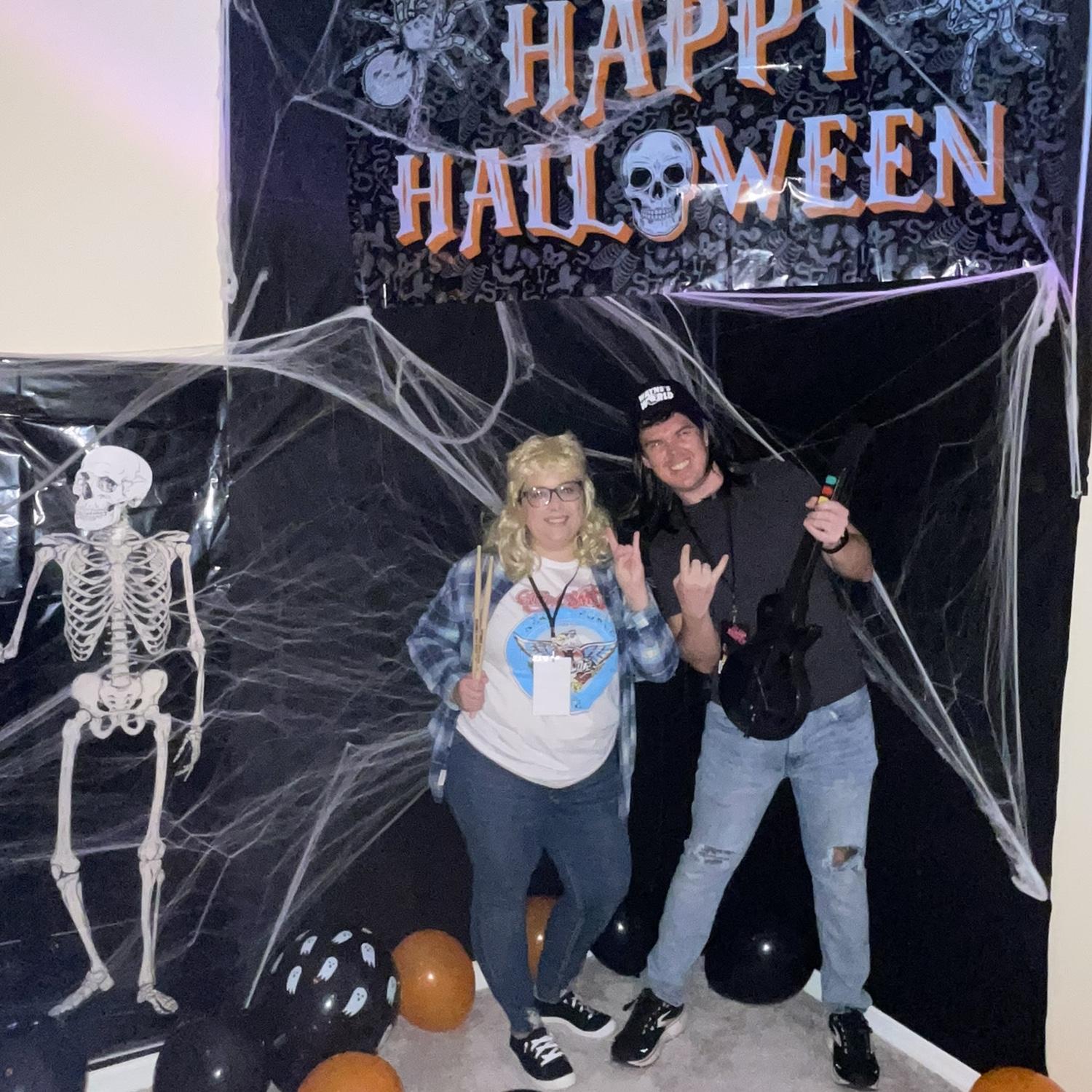Halloween 2024 party on Garth party on Wayne