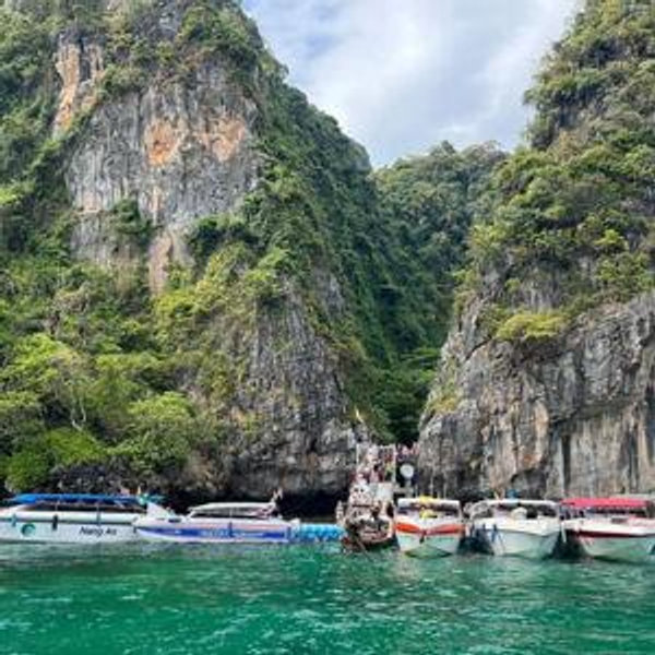 Private Island Sunset Boat Tour in Krabi