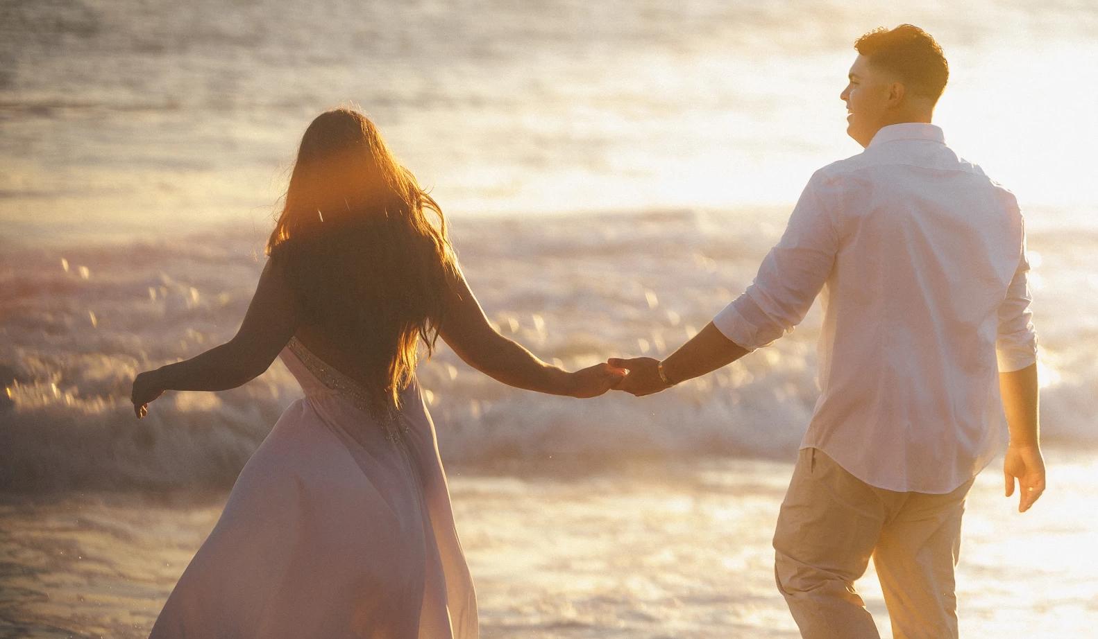 The Wedding Website of Elysia Pompa and Marcelas Fejerang