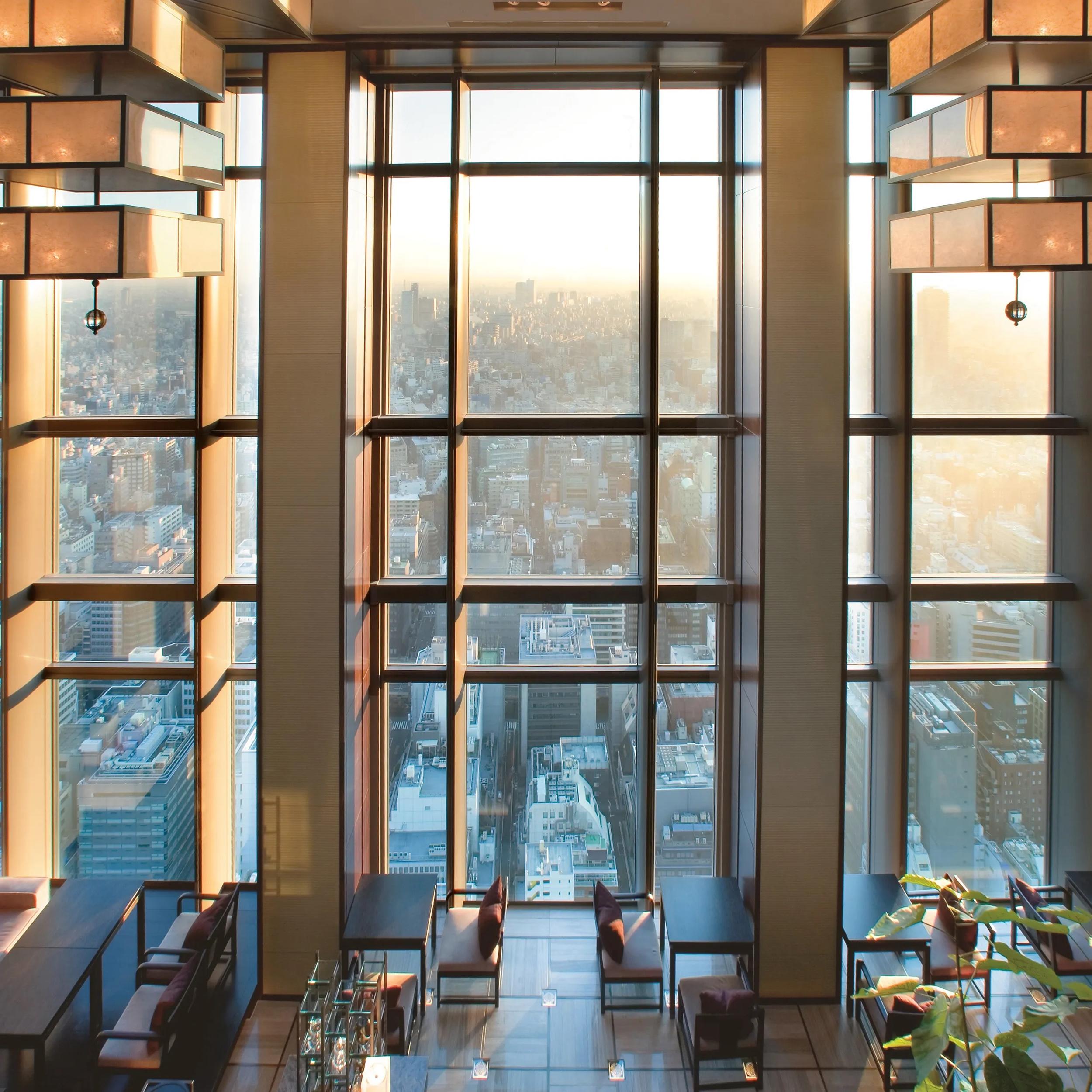 Cocktails At The Mandarin Oriental Hotel