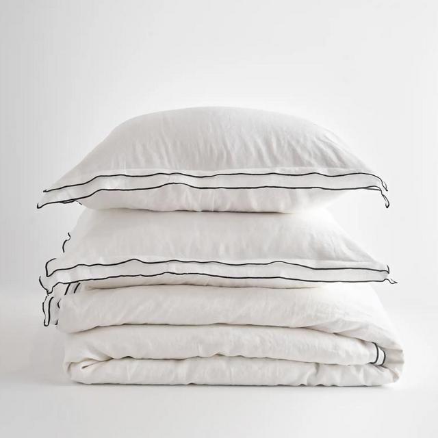 Linen Double Edge Embroidery Duvet Cover Set