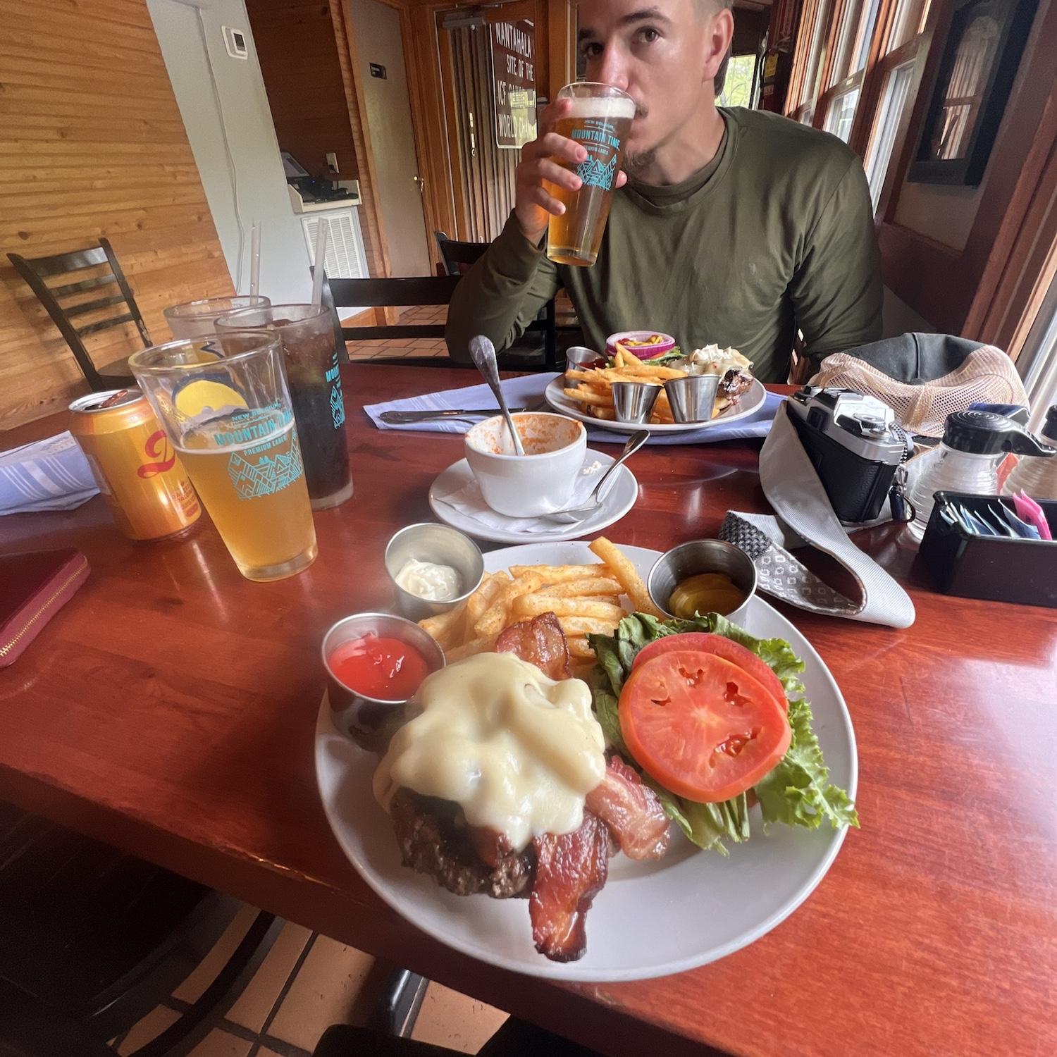 After hiking the AT for 3 days, we ate! 🍻🍔