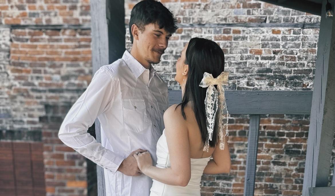 The Wedding Website of Lindsay Worsham and Jacob Johnson