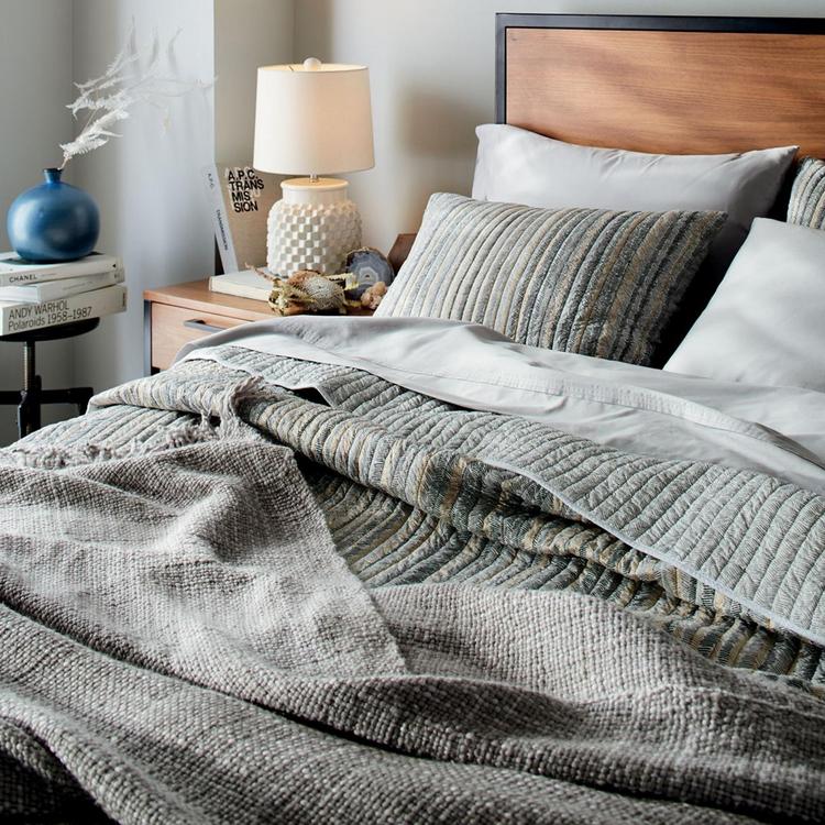 Crate and Barrel, Organic Sateen 400 Thread Count 4Piece Sheet Set Zola