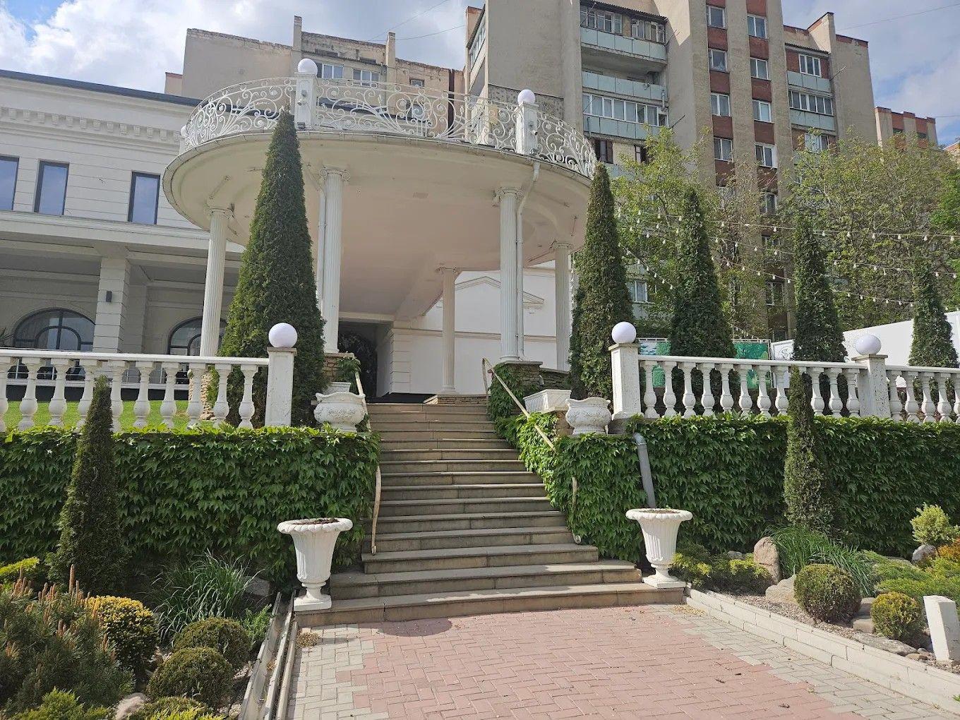 The Wedding Website of Cristalina Negrescu and Valeriu Vrabii