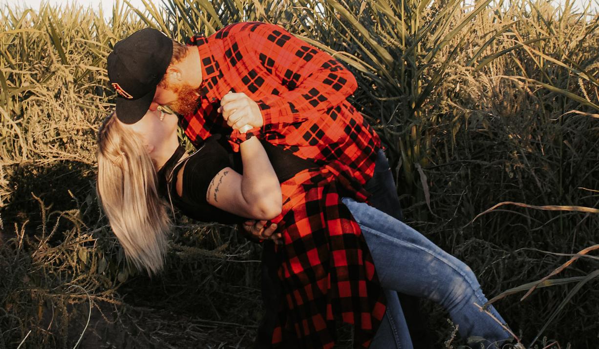 The Wedding Website of Maggie Holt and Brock Whittlesey