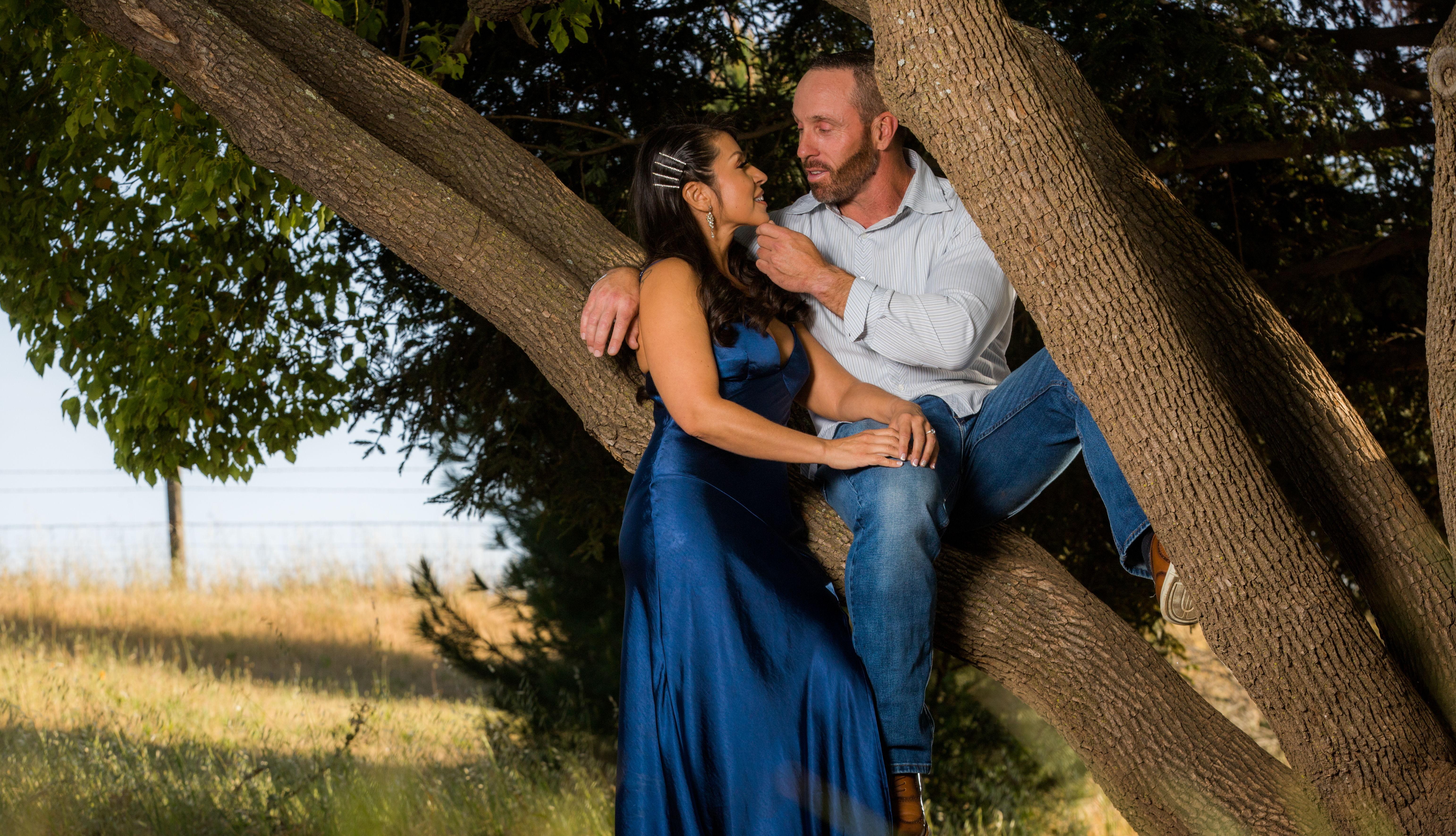The Wedding Website of Lorena Mendoza and Gregory Rawlings