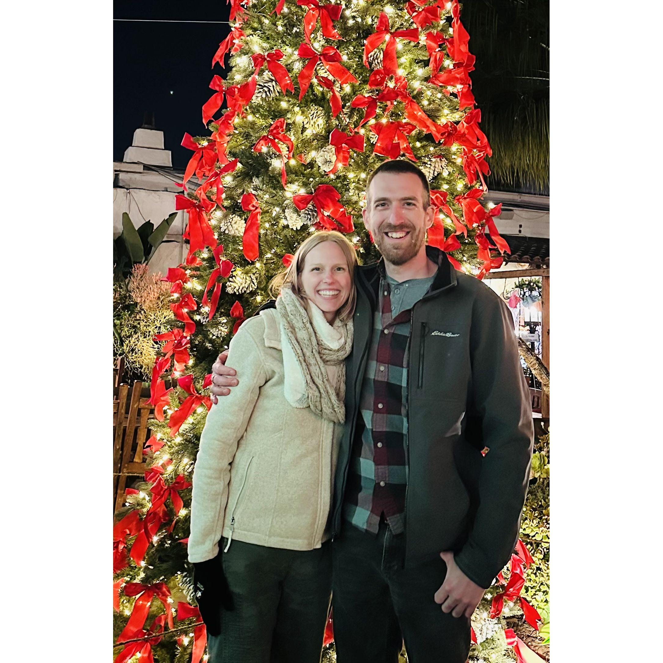 A Christmas Evening in Old Town...we heard the song "Feliz Navidad" several times!