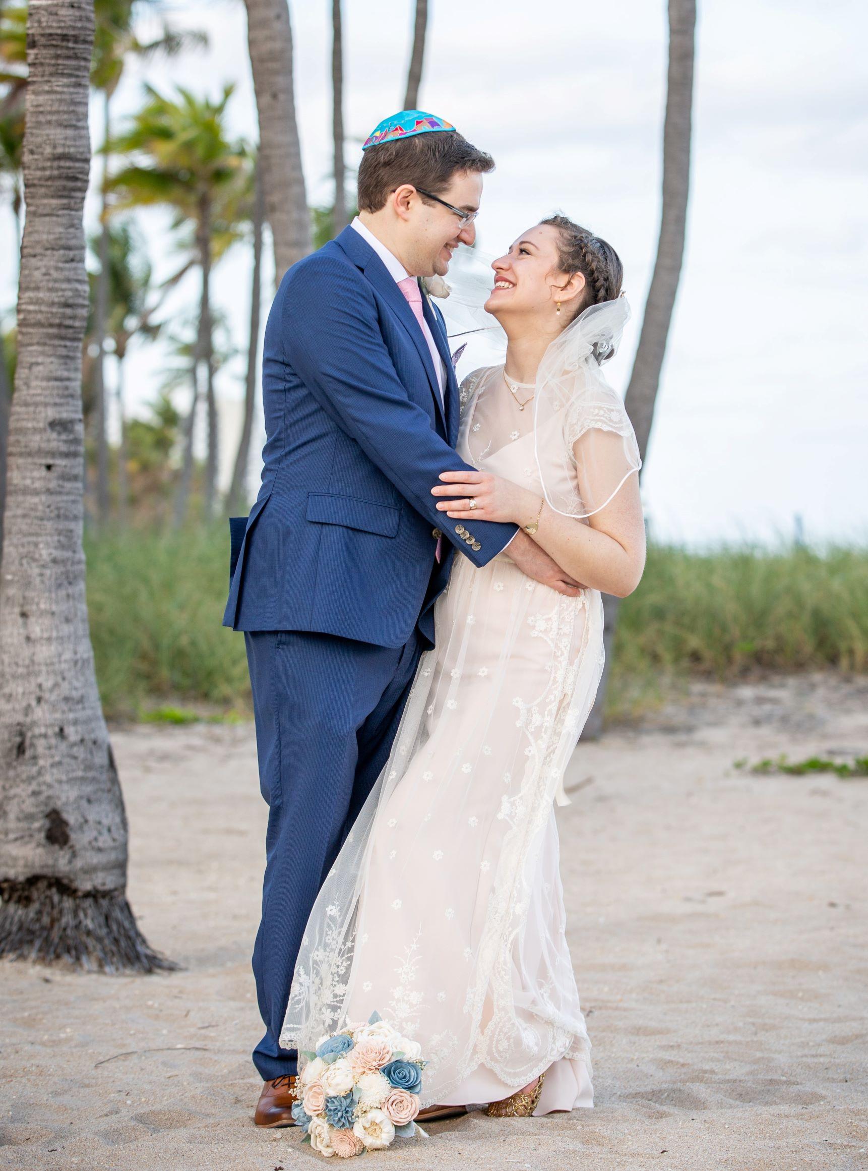 The Wedding Website of Jessi Fixsen and Daniel Liebman