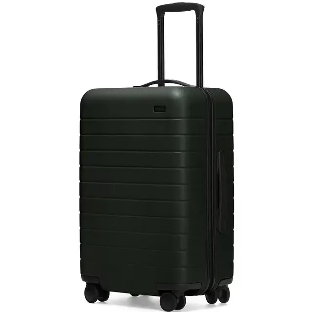 The Bigger Carry-On (Green)