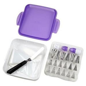 Wilton 46 Piece Deluxe Dessert Decorating Set