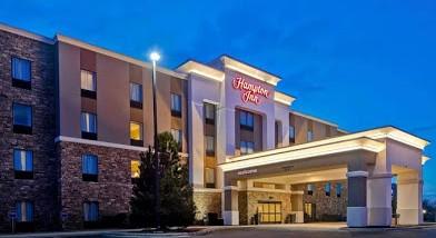 The Wedding Website of Natasha Maczko and Kris Lobdell