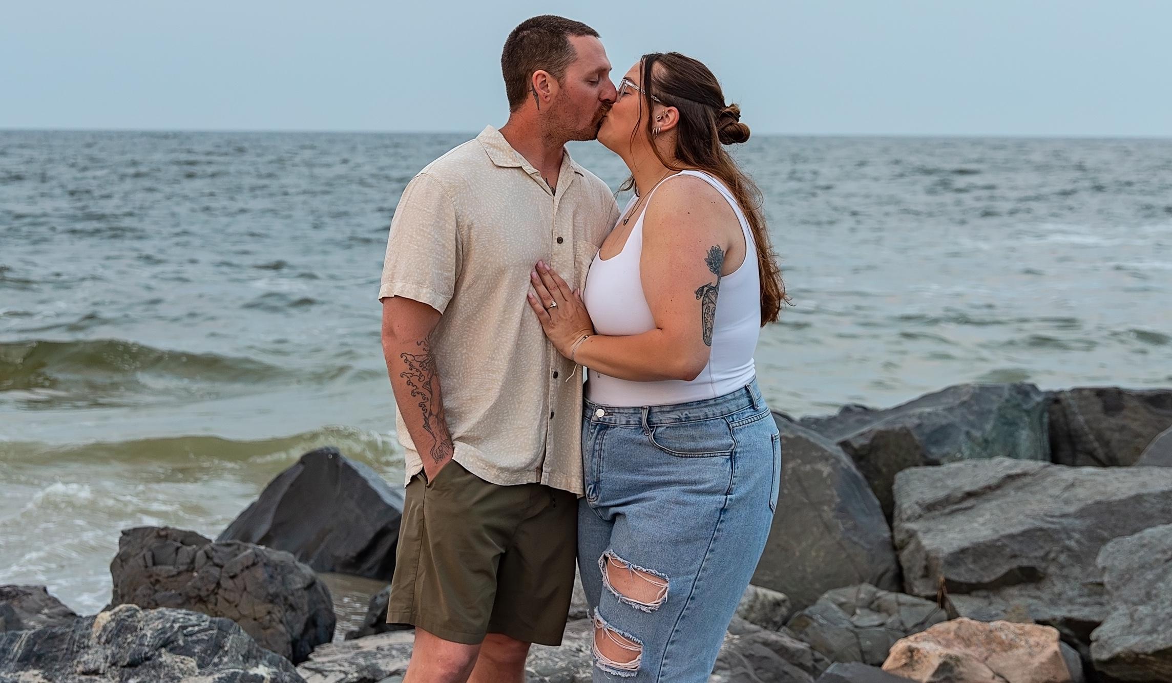 The Wedding Website of Amanda Finn and Joshua Hubiak