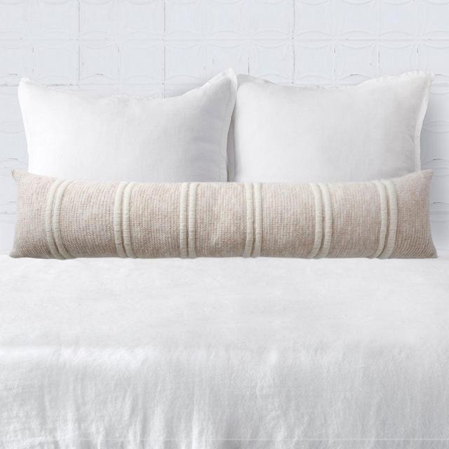 Contigo Lumbar Pillow