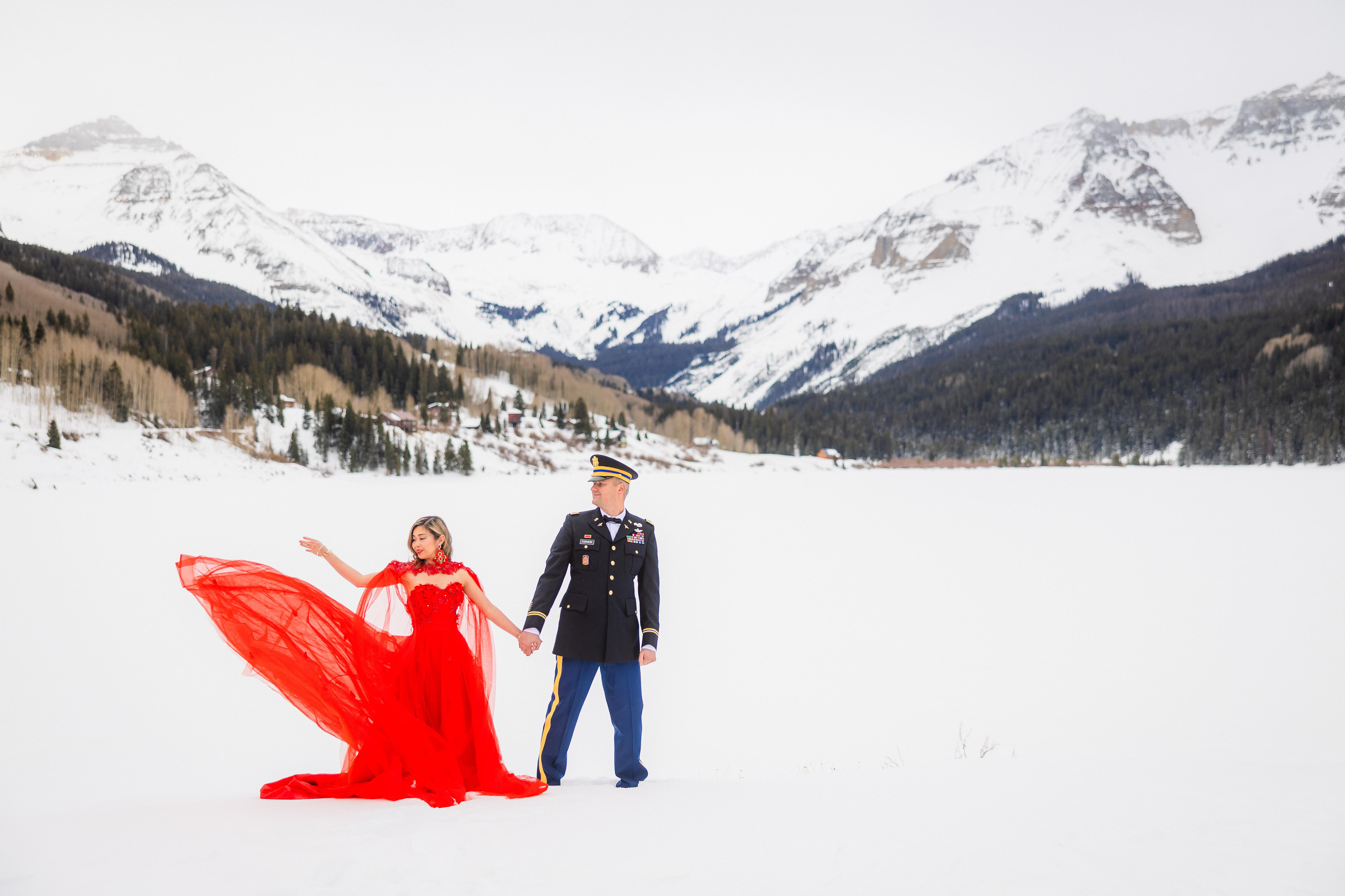 The Wedding Website of James Robinson and Roxanne Martin