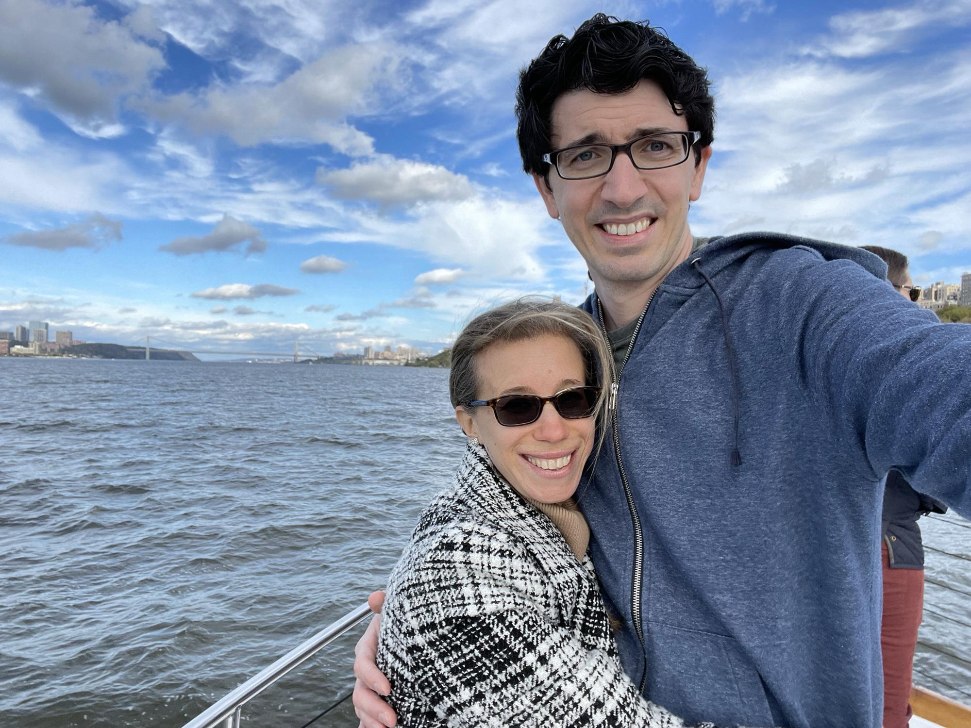Fall foliage cruise around NYC. 🛥
