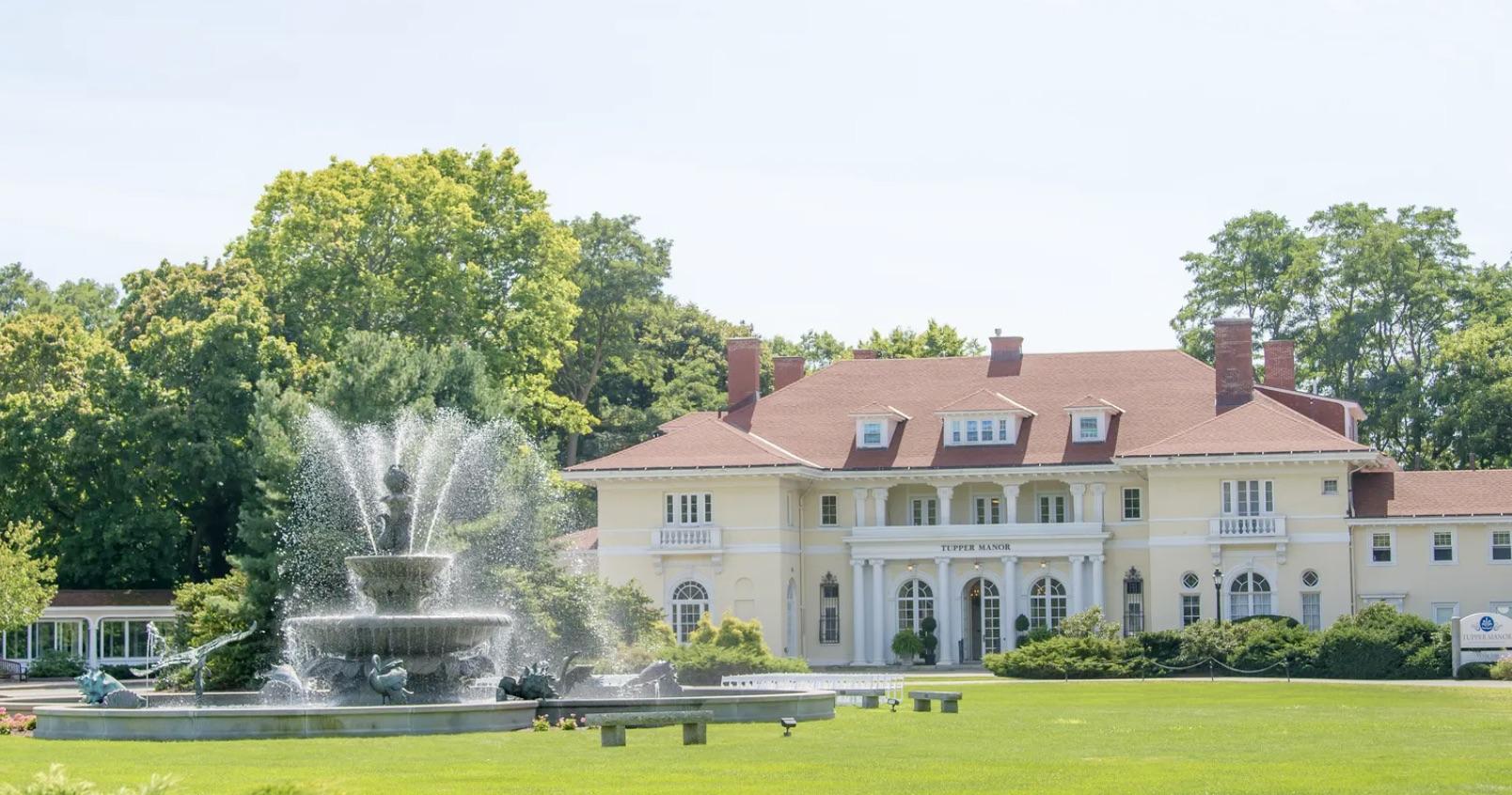 The Wedding Website of Jennifer Joy and Paul Bowen