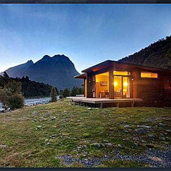 Riverside Chalet in Milford Sound