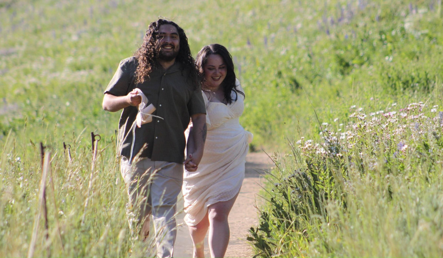 The Wedding Website of Vanesa Barrett and Joey Castelan