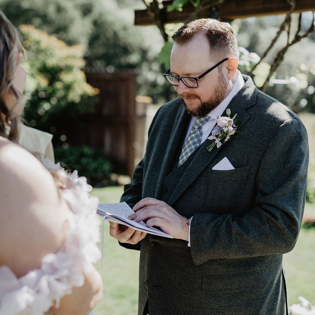 Will's spoke his vows first.