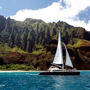 Na Pali Coast Snorkel & Sail Adventure