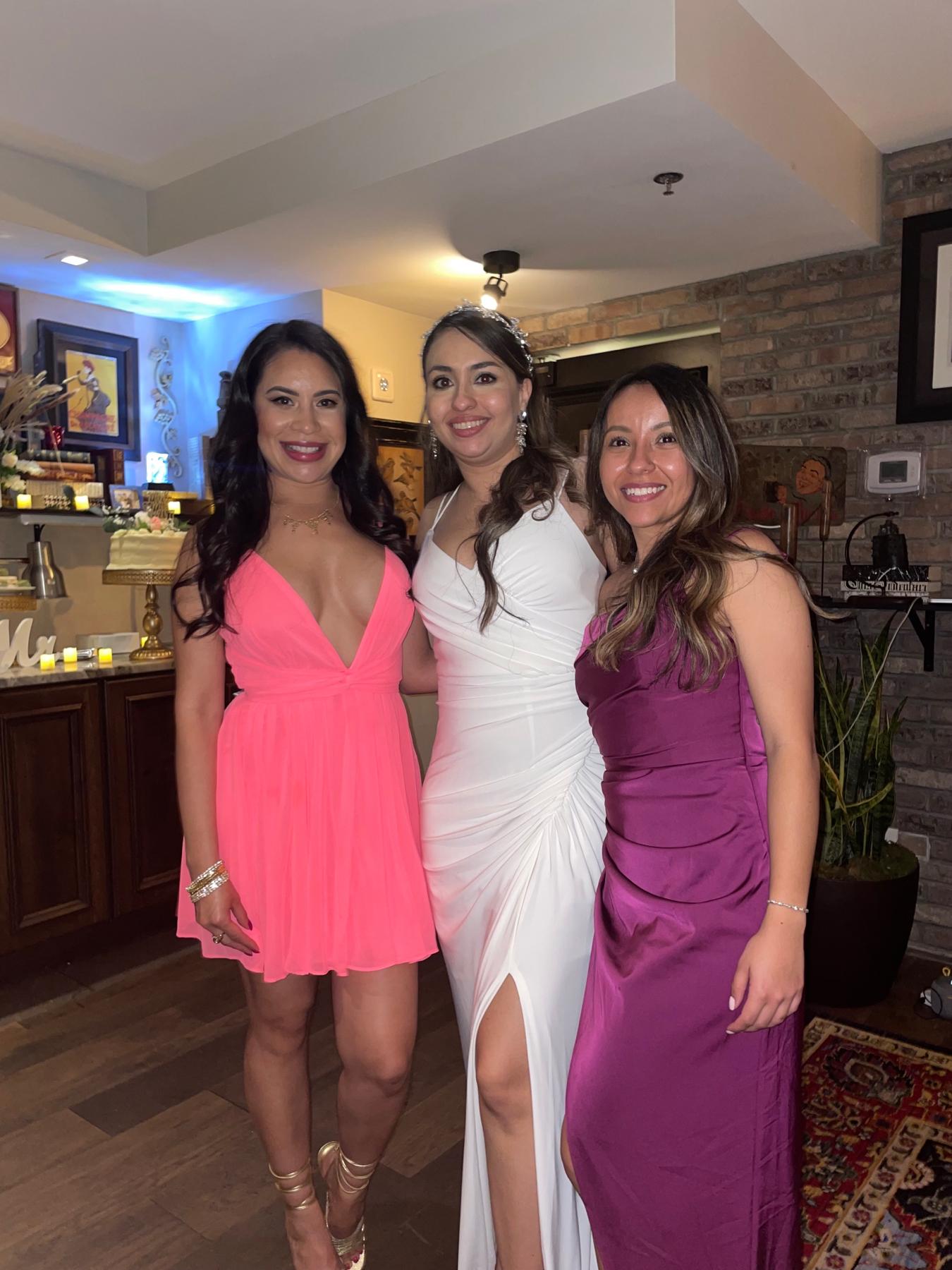 Friend’s of the bride