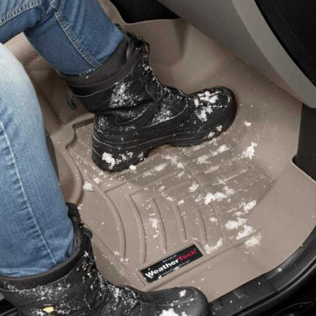 GMC Acadia / Acadia Denali FloorLiner | WeatherTech US