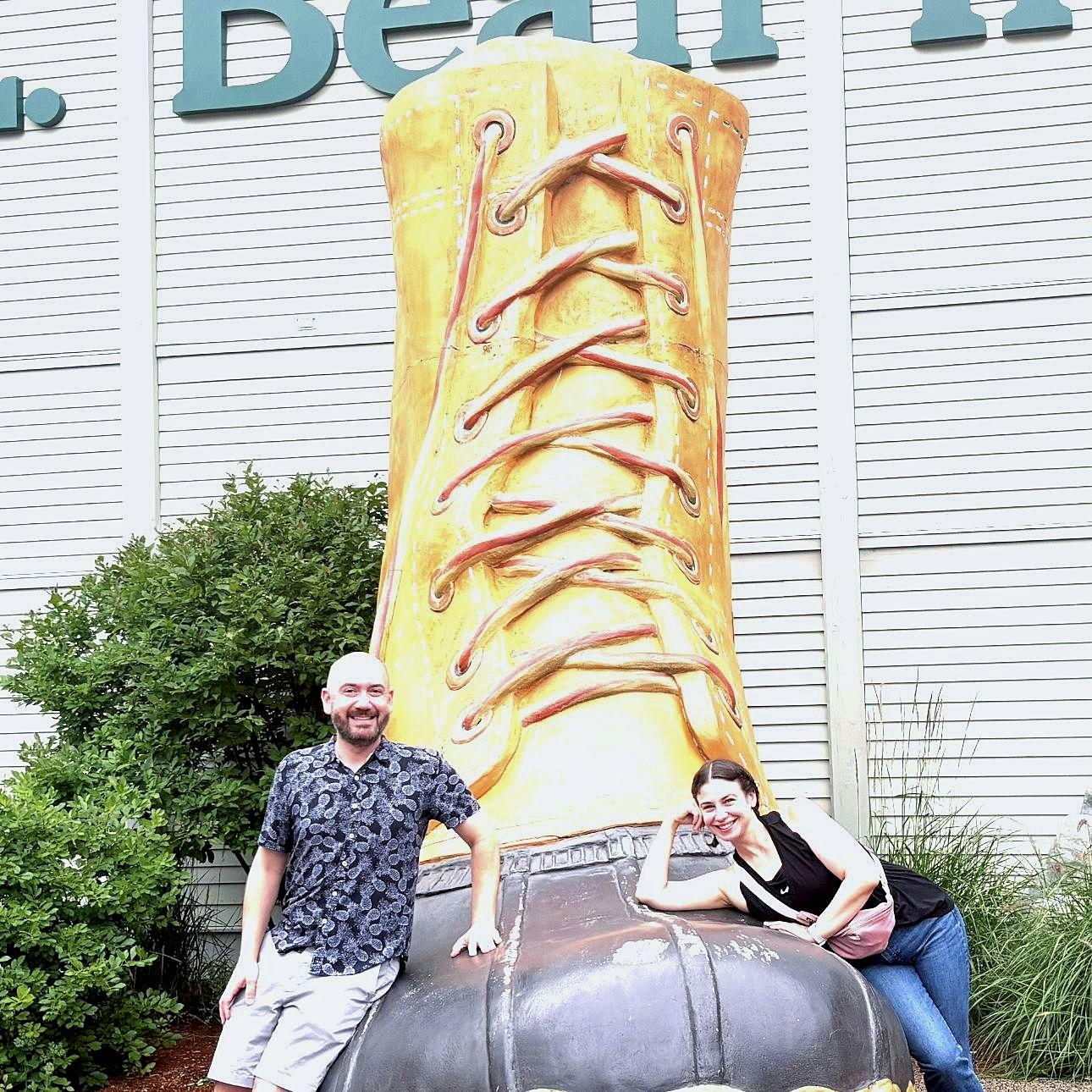 Our trip to Maine wasnât complete without a firsthand view of the big LL Bean boot! Talk about a statement shoe!