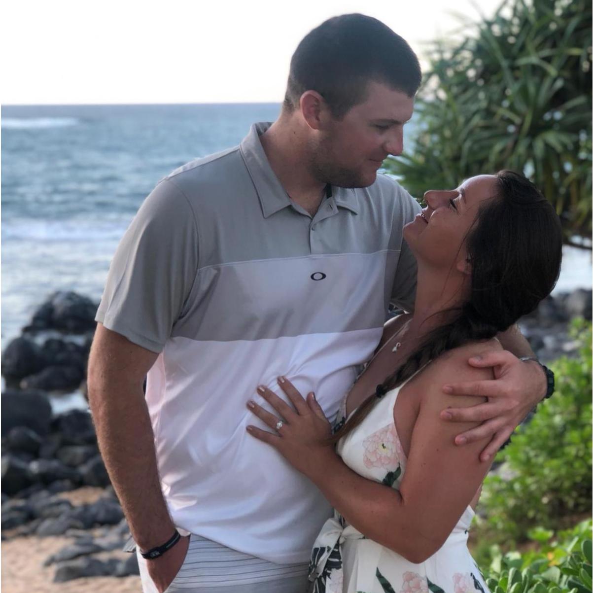 September of 2018 Maui, newly engaged couple